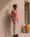 Pink Relaxed-Fit Mens Leaf Jacquard Shirt | 789A0059